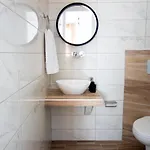 Apart Otel Alloro Perissa (Santorini)