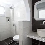 Alloro 4* Perissa (Santorini)