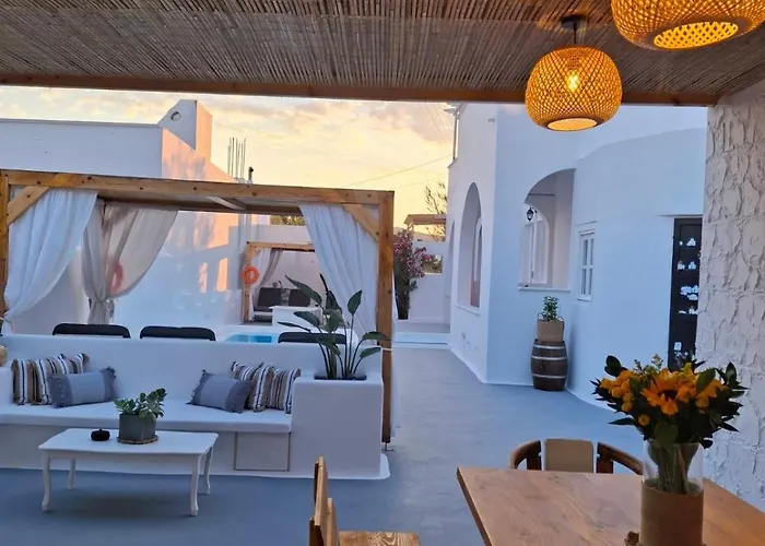 Aparthotel Alloro Perissa (Santorini)