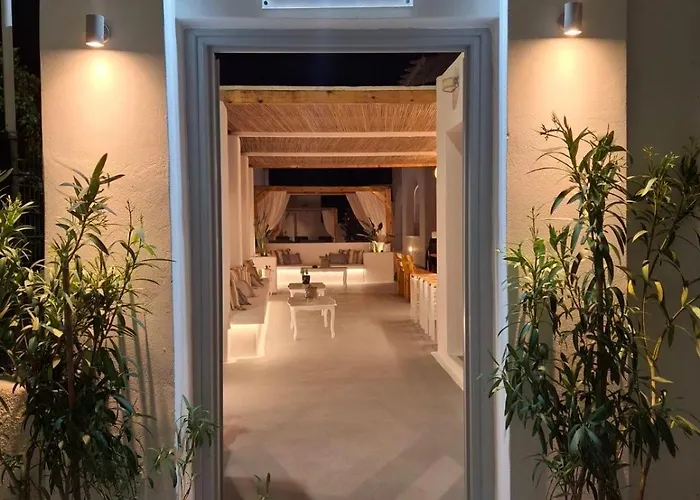 Alloro Perissa (Santorini)