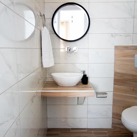Aparthotel Alloro Perissa (Santorini)