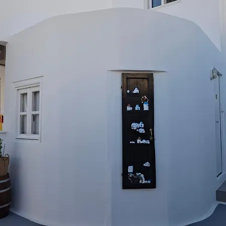 Alloro Aparthotel *