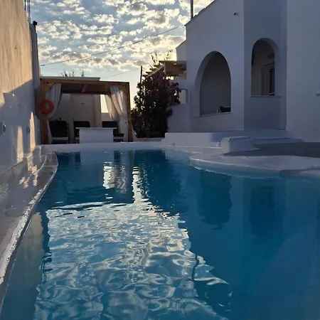 Alloro Aparthotel
