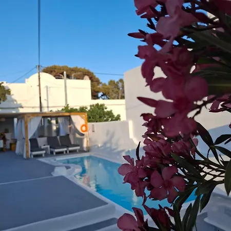 Aparthotel Alloro Perissa (Santorini)