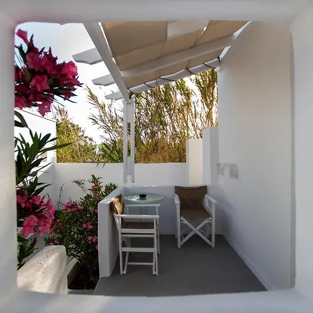 Alloro Perissa (Santorini)