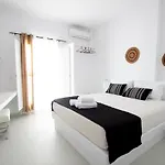 Alloro 4*